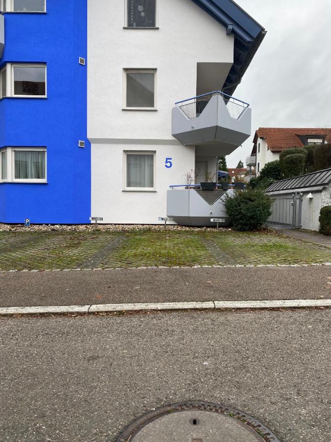Mercedes I Stuttgart I Kitchen I Home Office I Parkplatz Böblingen Exteriör bild